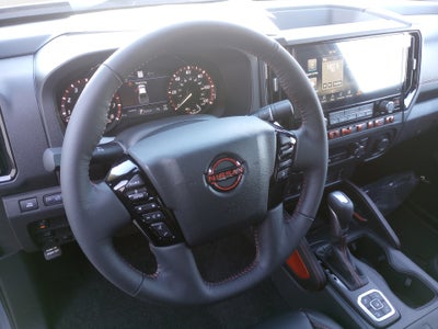 2026 Nissan Frontier Crew Cab PRO-4X 4x4