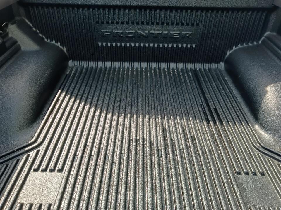 2027 Nissan Frontier SV