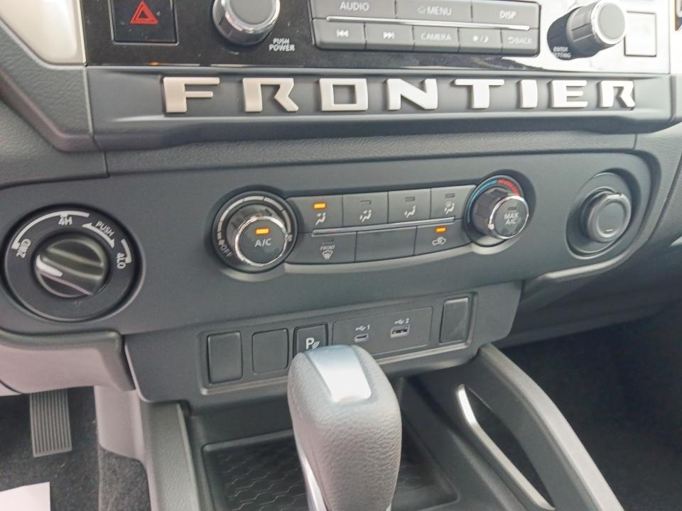 2027 Nissan Frontier SV