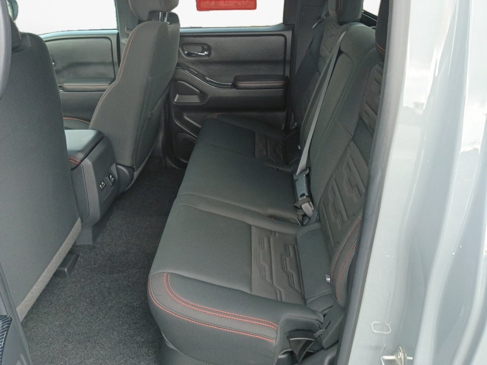 2025 Nissan Frontier Crew Cab PRO-4X 4x4