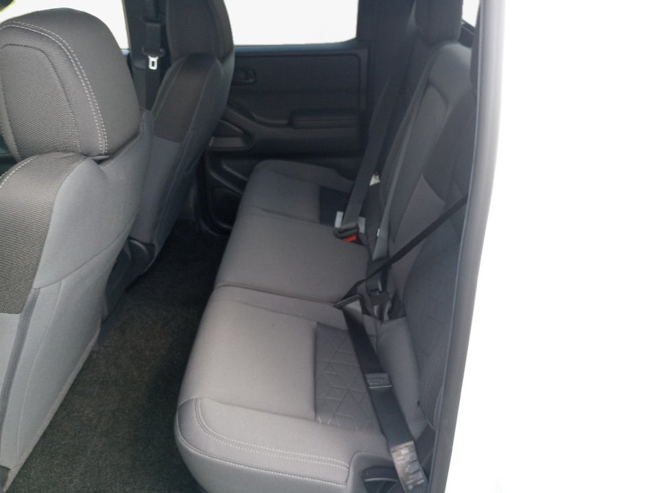 2026 Nissan Frontier Crew Cab Long Bed SV 4x2