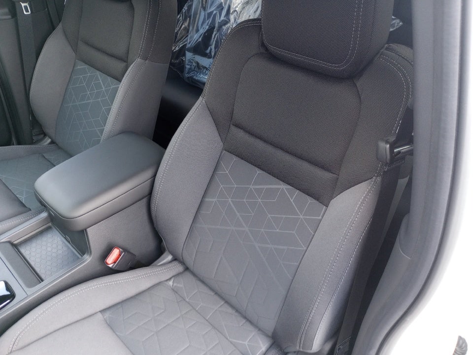 2026 Nissan Frontier Crew Cab Long Bed SV 4x2