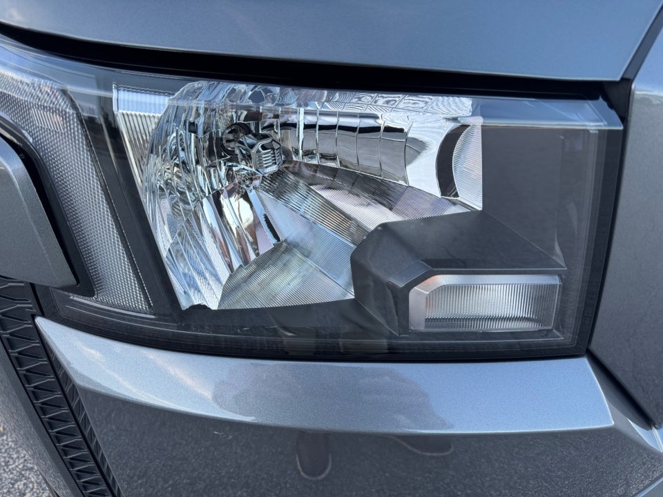 2023 Nissan Frontier Crew Cab Long Bed SV 4x4