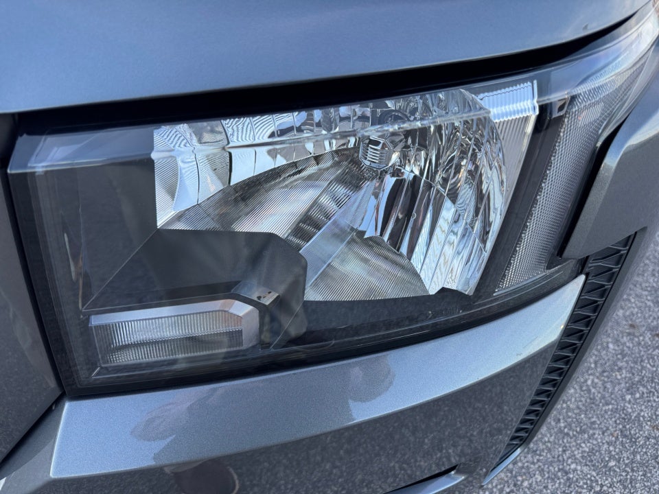 2023 Nissan Frontier Crew Cab Long Bed SV 4x4