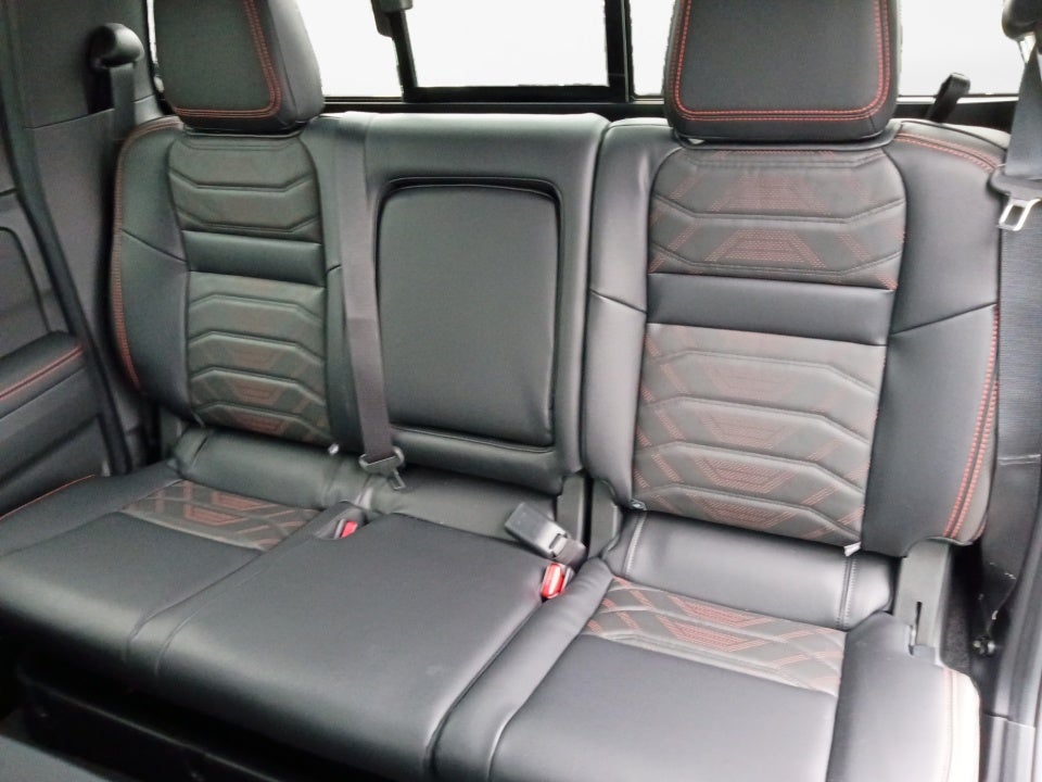 2026 Nissan Frontier Crew Cab Long Bed PRO-4X 4x4