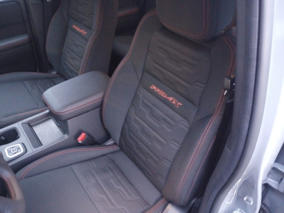 2026 Nissan Frontier Crew Cab Long Bed PRO-4X 4x4