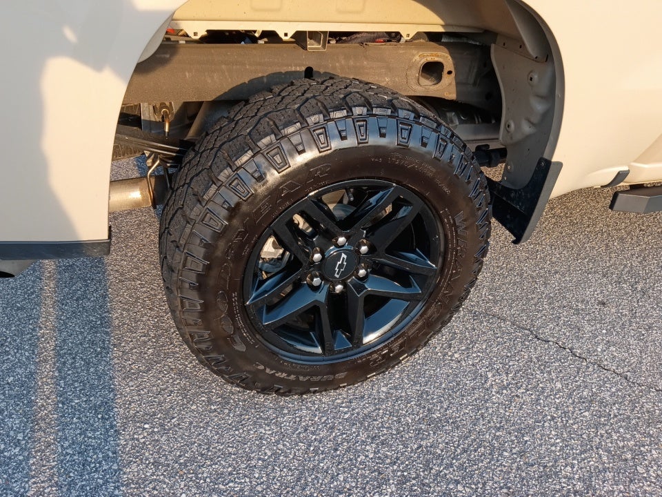 2023 Chevrolet Silverado 1500 Custom Trail Boss