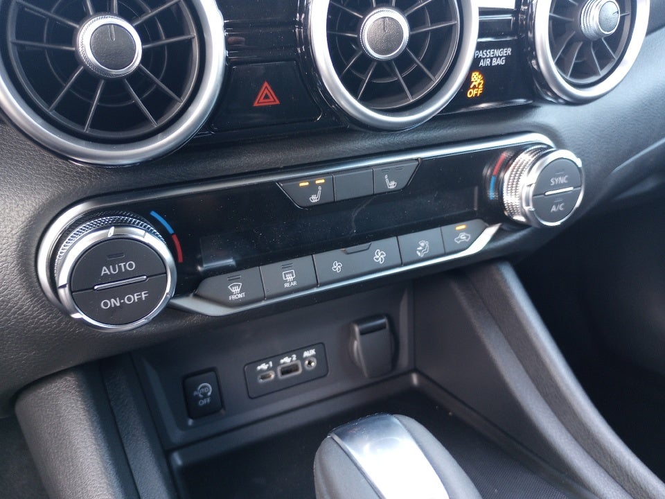 2024 Nissan Sentra SR Xtronic CVT