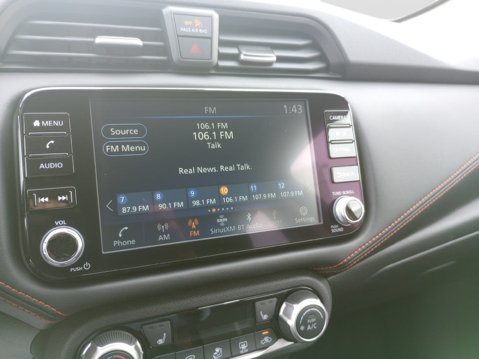 2025 Nissan Versa 1.6 SR