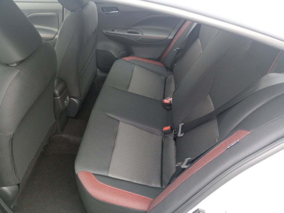 2025 Nissan Versa 1.6 SR