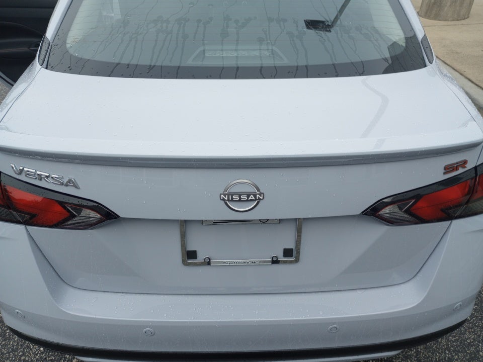 2025 Nissan Versa 1.6 SR