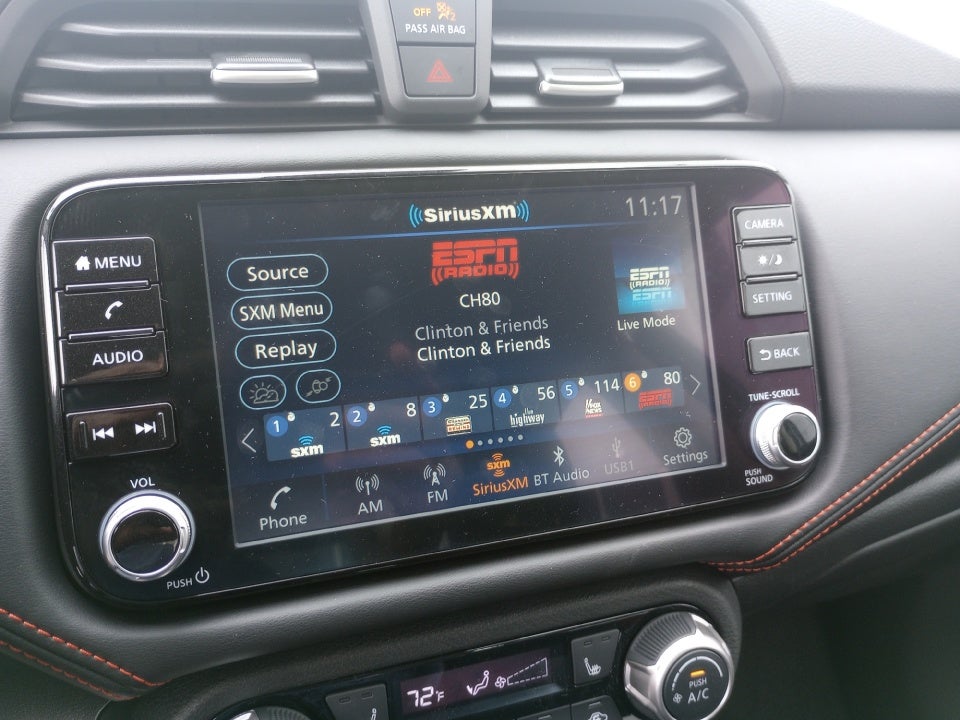 2025 Nissan Versa 1.6 SR