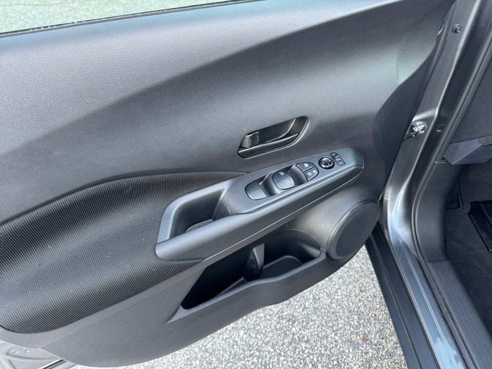 2022 Nissan Kicks S Xtronic CVT