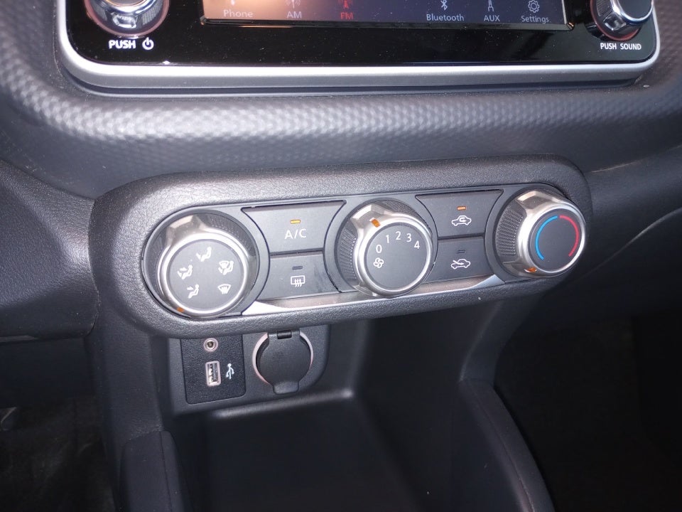 2023 Nissan Kicks S