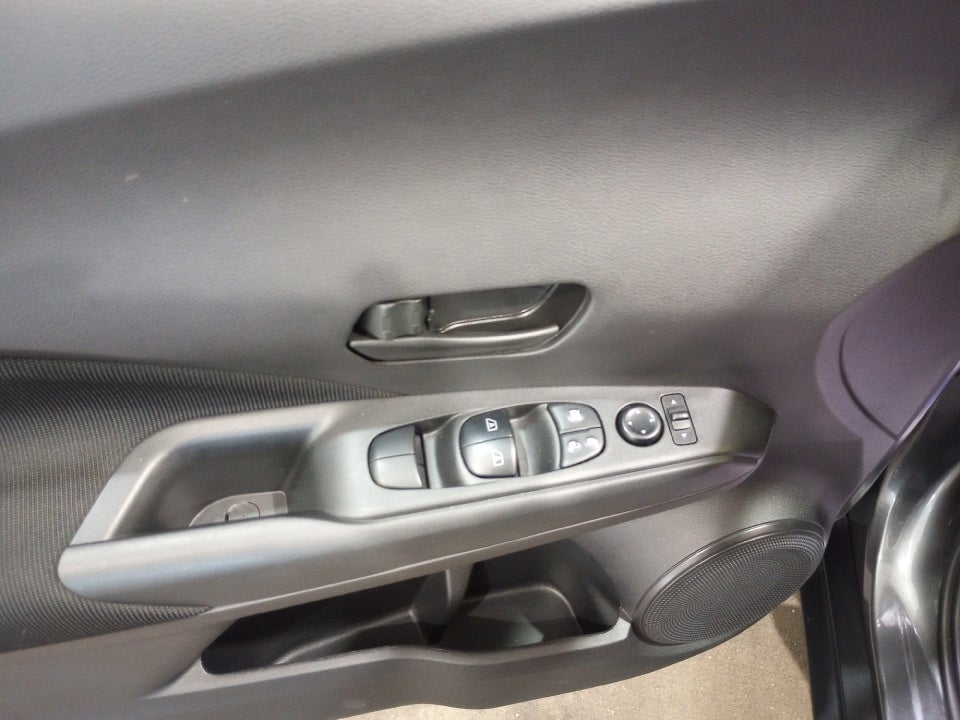 2023 Nissan Kicks S Xtronic CVT