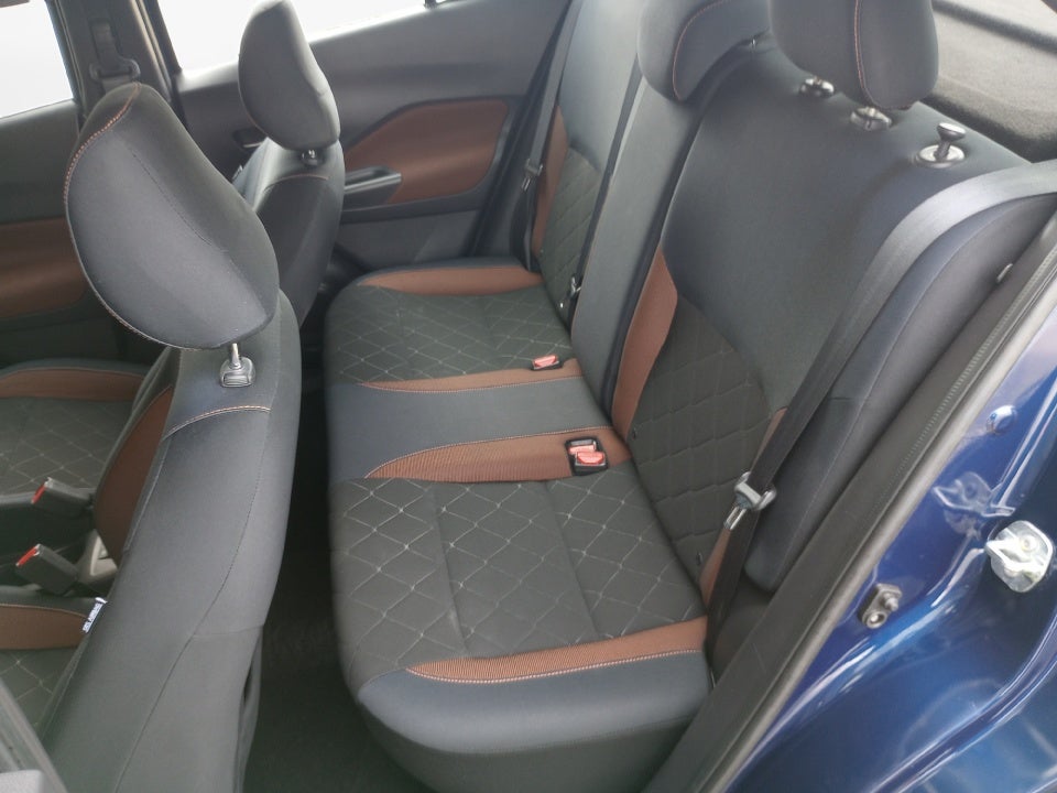 2018 Nissan Kicks SR