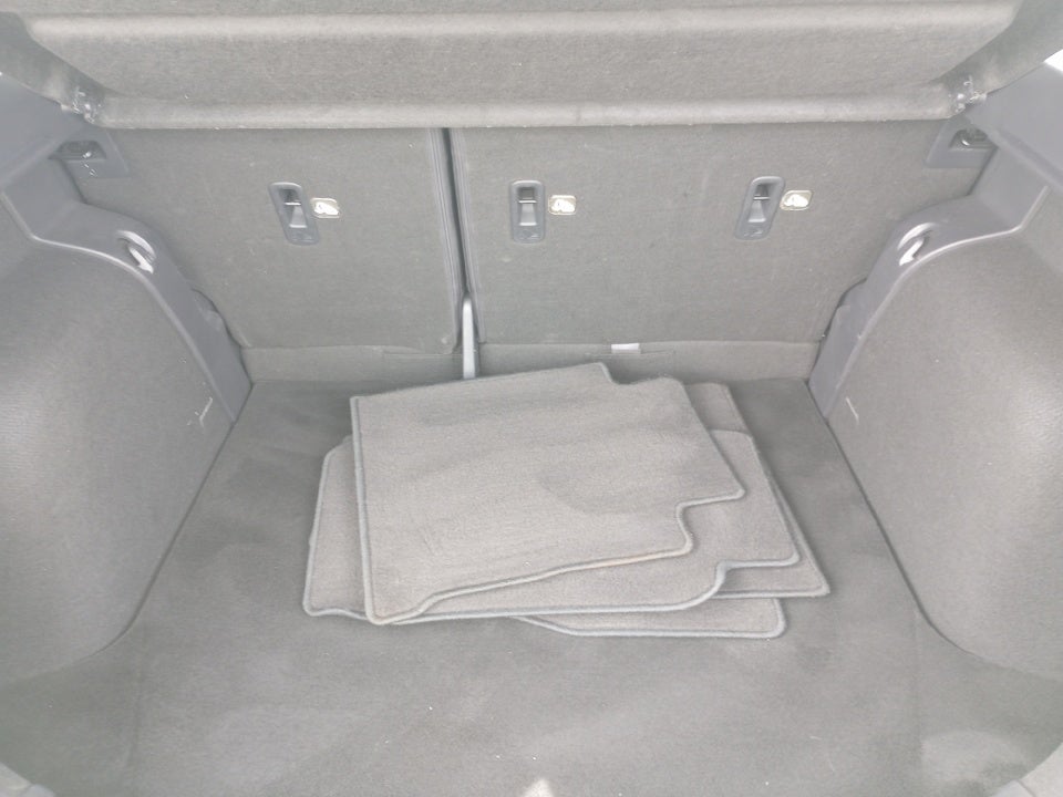 2018 Nissan Kicks SR