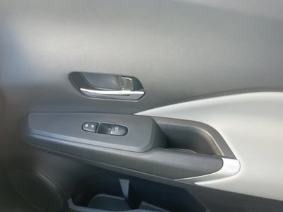 2023 Nissan Kicks SR Xtronic CVT
