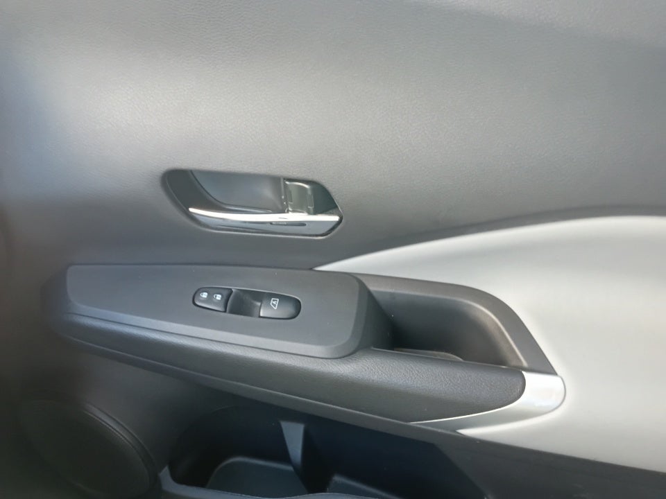 2023 Nissan Kicks SR Xtronic CVT