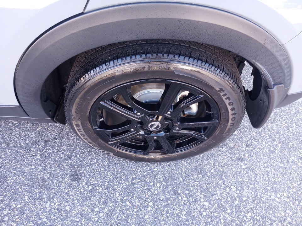 2023 Nissan Kicks SR Xtronic CVT