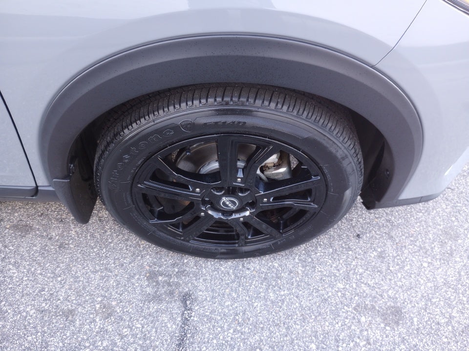 2023 Nissan Kicks SR Xtronic CVT