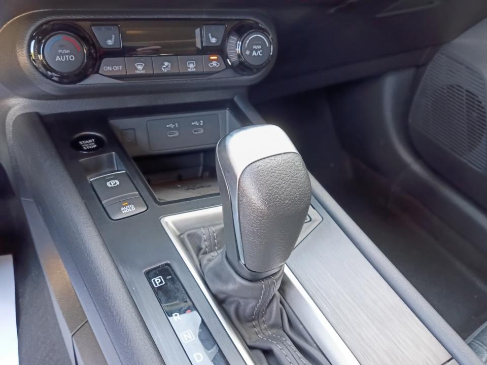 2027 Nissan Kicks SV