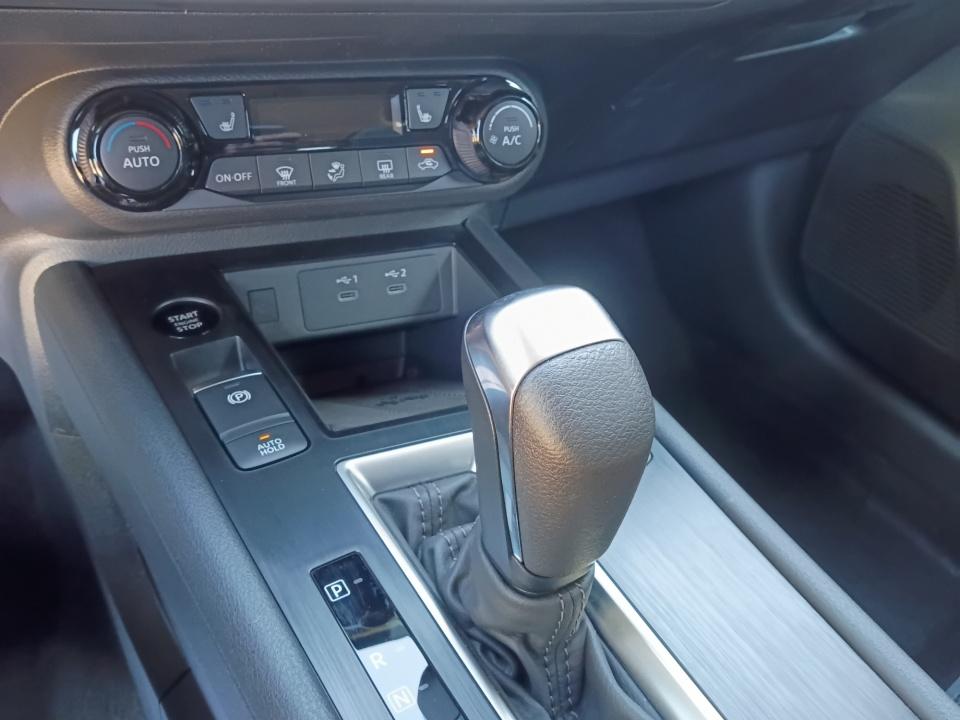 2027 Nissan Kicks SV