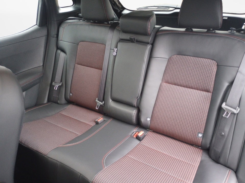 2025 Nissan Kicks SR FWD