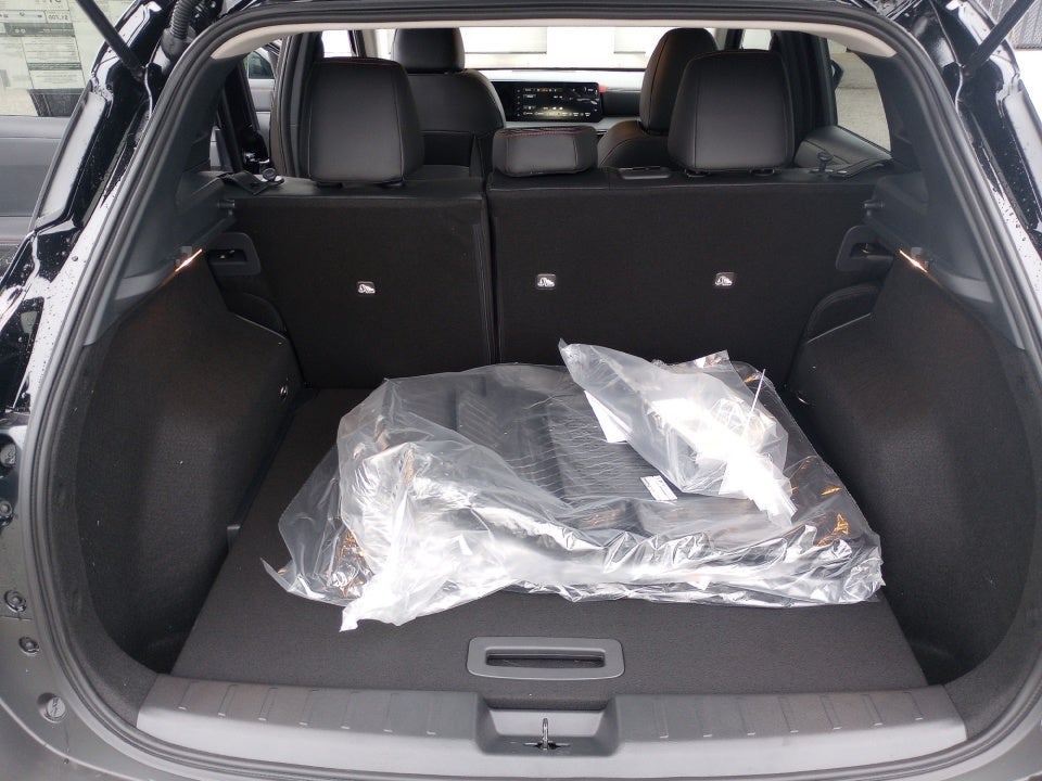 2025 Nissan Kicks SR FWD