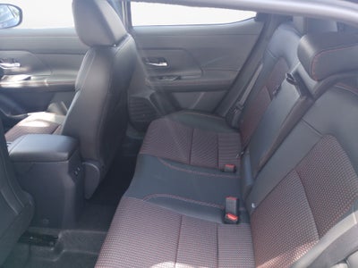 2025 Nissan Kicks SR FWD