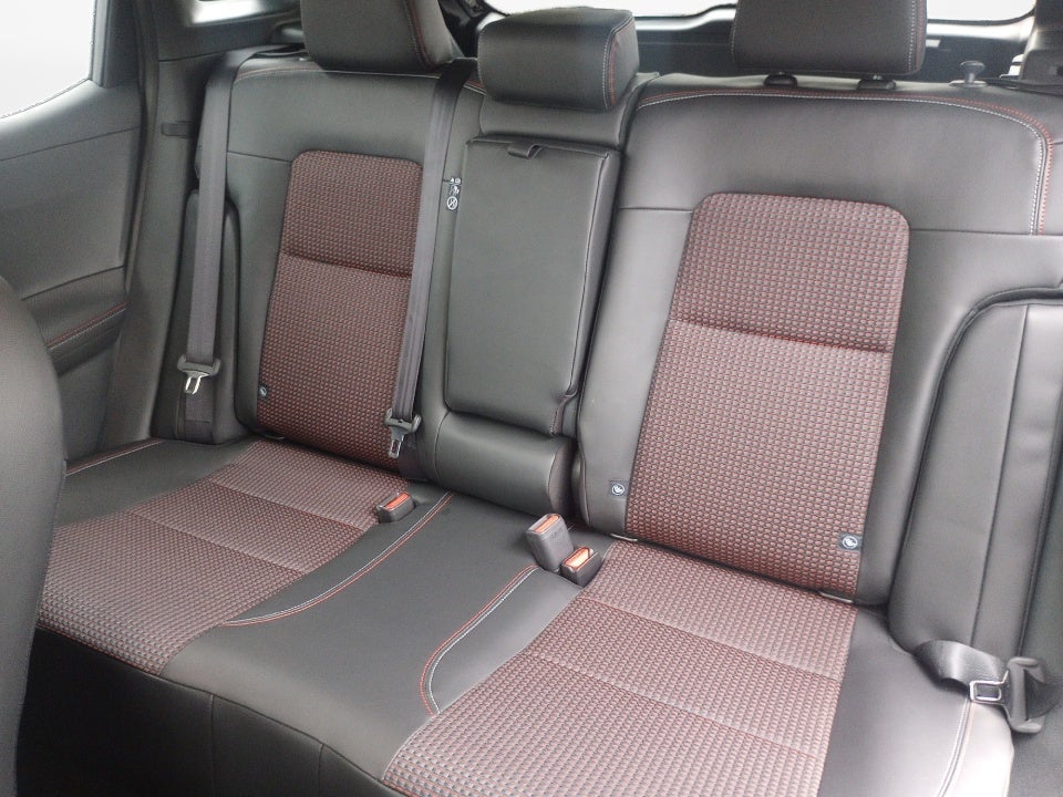 2025 Nissan Kicks SR FWD