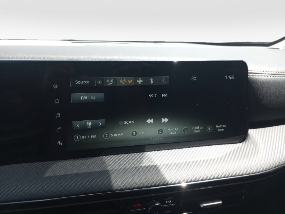 2025 Nissan Kicks SR FWD