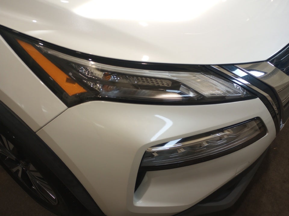 2021 Nissan Rogue SV FWD