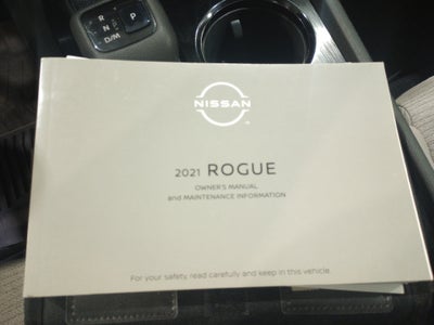 2021 Nissan Rogue SV FWD