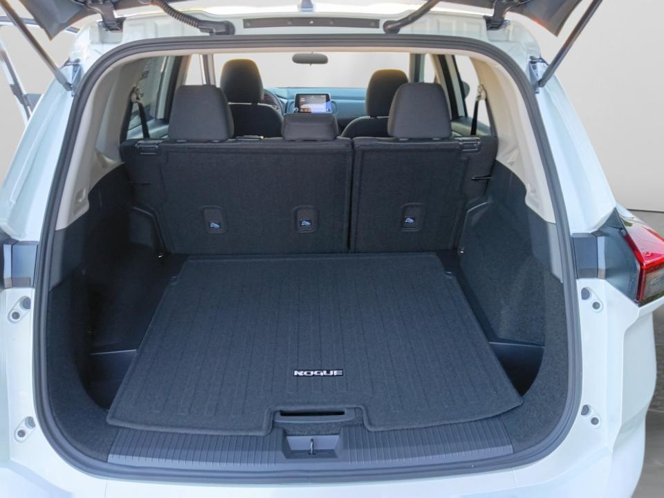 2027 Nissan Rogue SV