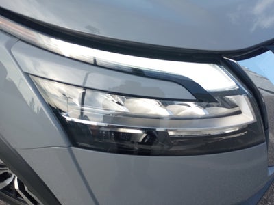 2023 Nissan Pathfinder Platinum 4WD