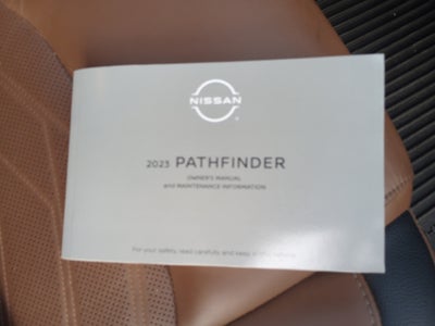 2023 Nissan Pathfinder Platinum 4WD