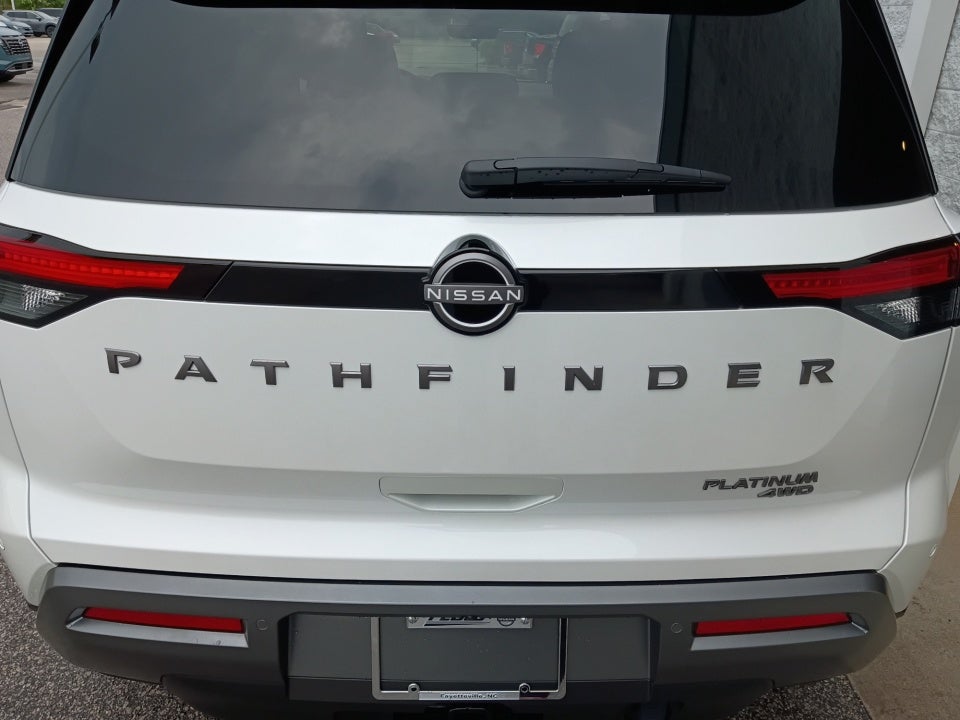2026 Nissan Pathfinder Platinum