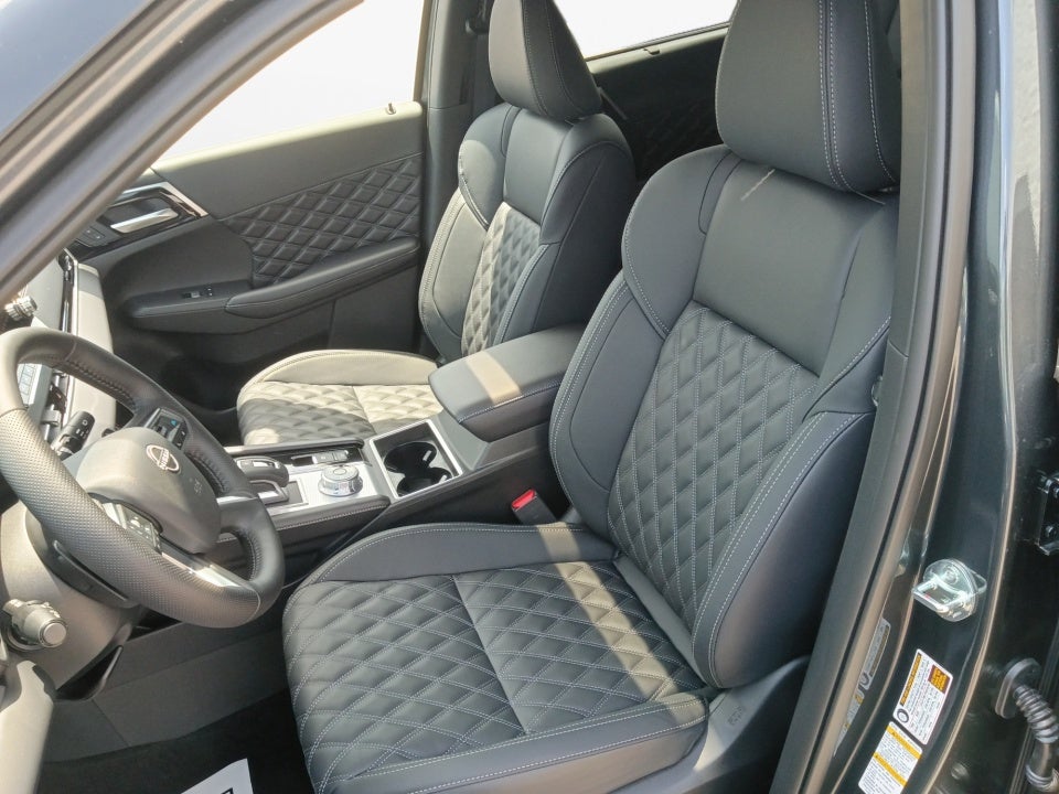 2026 Nissan Rogue Plug-In Hybrid Platinum
