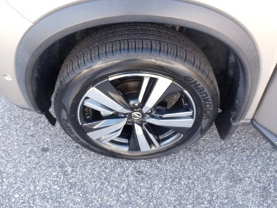 2021 Nissan Rogue Platinum FWD