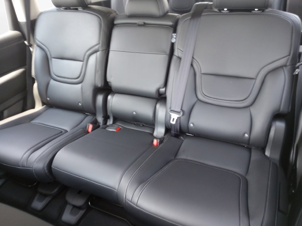 2025 Nissan Armada SV 2WD