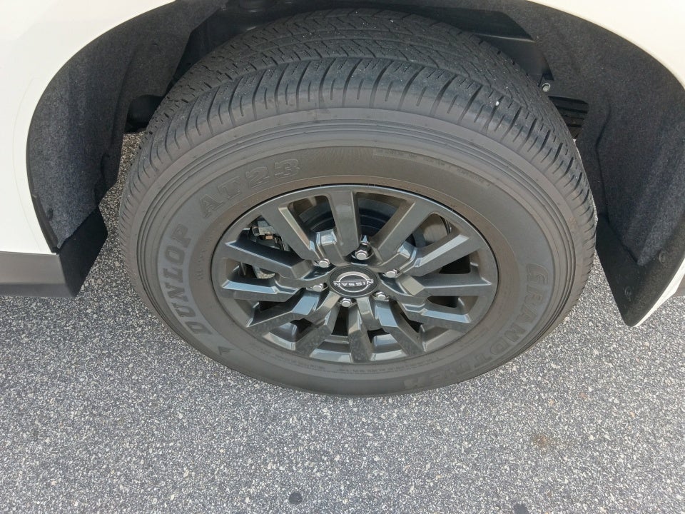2025 Nissan Armada SV