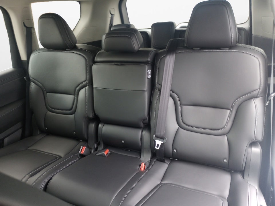 2026 Nissan Armada SV