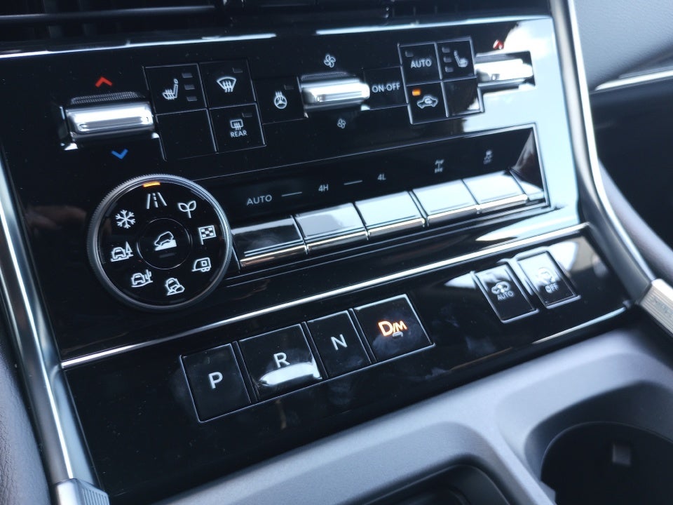 2025 Nissan Armada PRO-4X 4WD