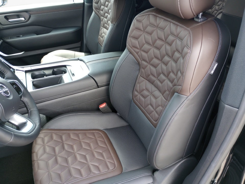 2025 Nissan Armada Platinum 4WD