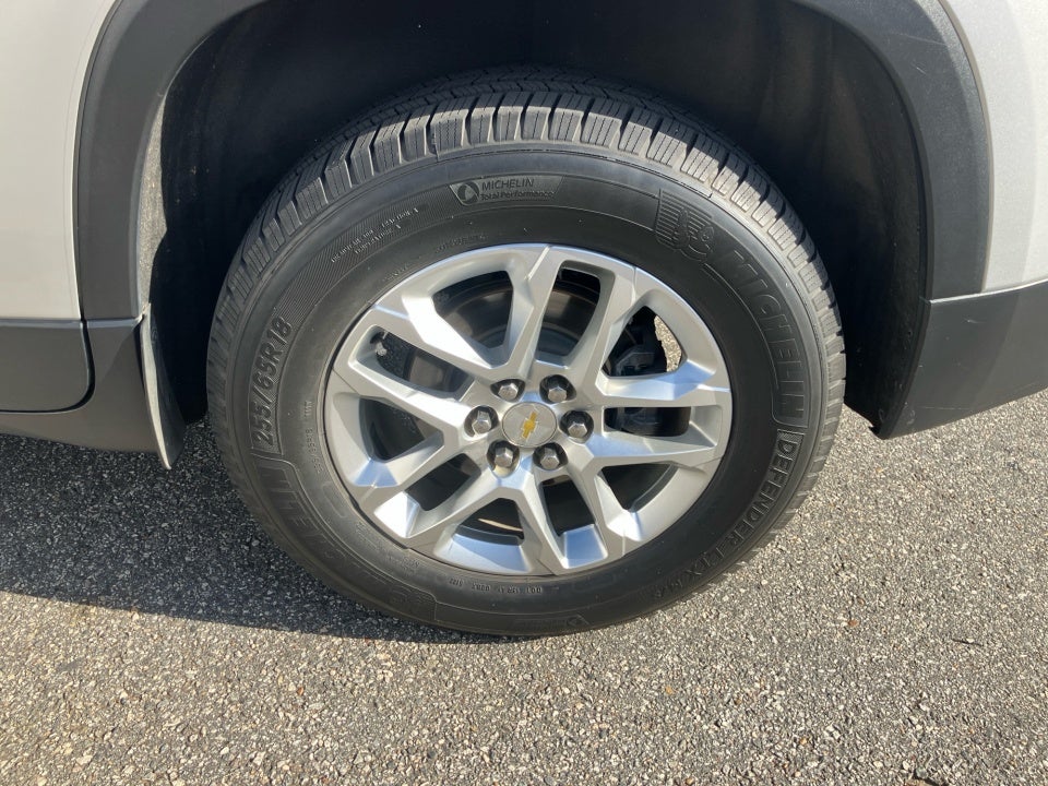 2020 Chevrolet Traverse FWD LS