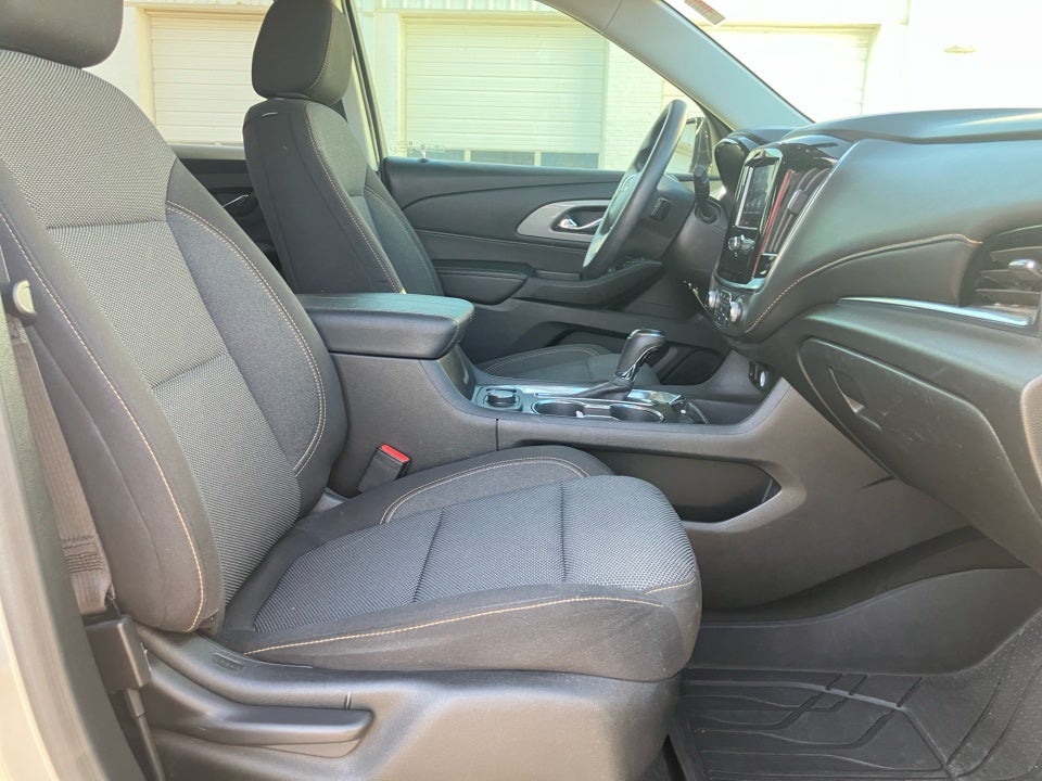 2020 Chevrolet Traverse FWD LS