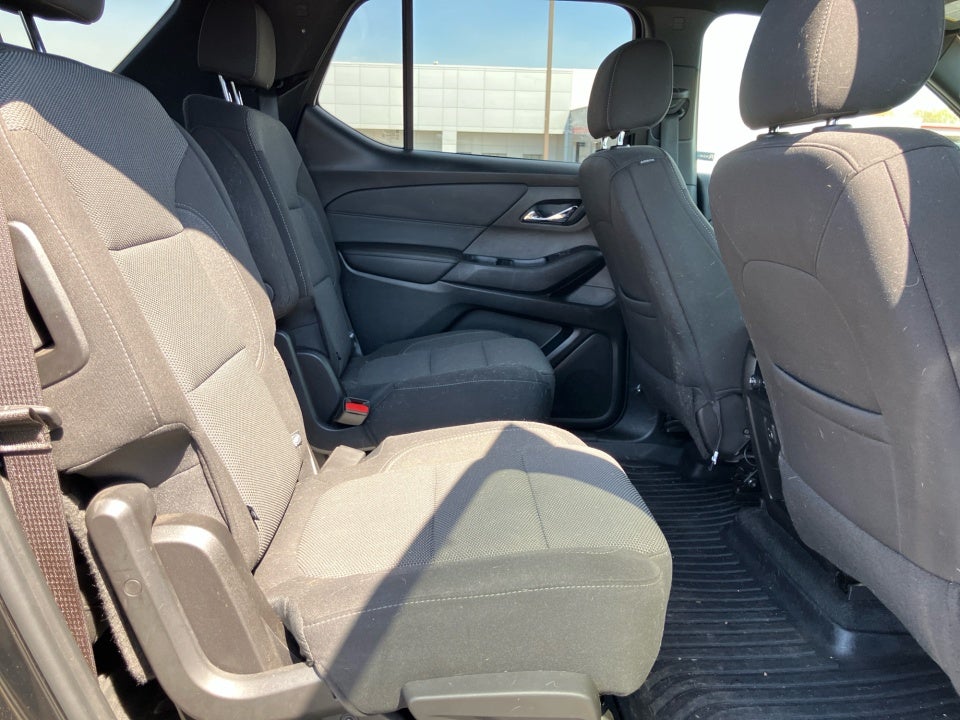 2022 Chevrolet Traverse AWD LT Cloth