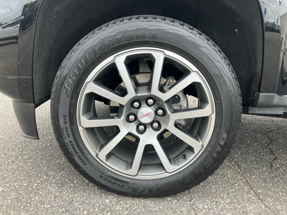 2022 GMC Canyon 4WD Crew Cab Short Box Denali