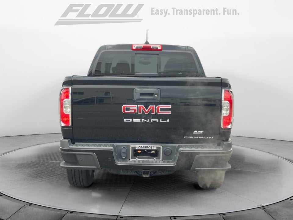 2022 GMC Canyon 4WD Crew Cab Short Box Denali